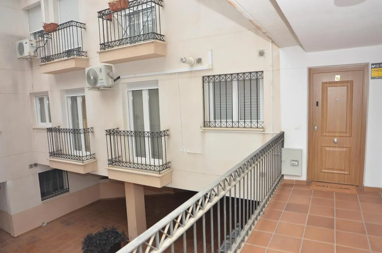 Guest house Alojamiento Azahara Malaga